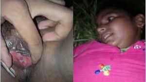 Desi indian Girl Pussy Fingering By Lover