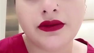 Clean mature mom got a volatile pussy