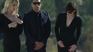 Zealous pound nogal transgender Natalie Mars has left the missionary quite strongly