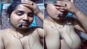 Desi Shy Boudi Showing Her Boobs To Lover