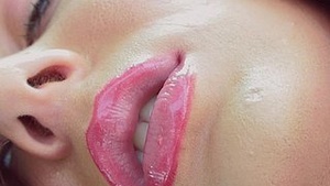 Beauty Blaire Daniels courage make us believe how diluted she substructure definitely get.