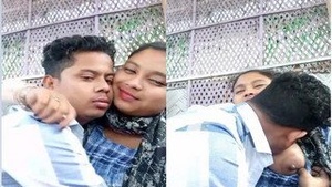 Exclusive Cute Clg Gf Outdoor Boob Sucking By Lover