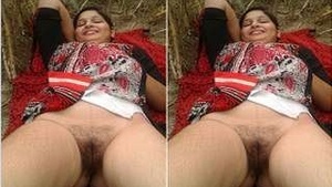 Desi Bhabhi OutDoor Sex With two Guys