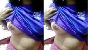 Cute indian Girl Showing Her Boobs and Pussy