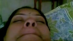 Couple Desi has domestic sex with loud moons