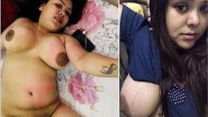 Horny Desi Simran Bhabhi Showing Her Big Boobs