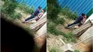 Desi Clg Lover OutDoor Kissing And Romance