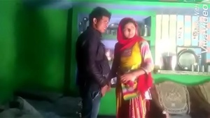 Reshmi Dutts boyfriend is fucking free at home