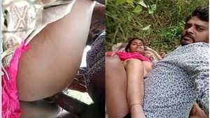 Desi Lover Blowjob and Outdoor Fucking