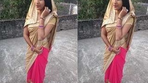 Sexy Bhabhi Showing Her Boob and Pussy on Video Call