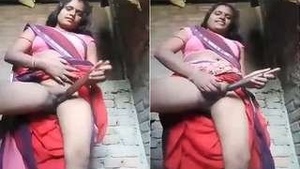Horny Desi Bhabhi Masturbating