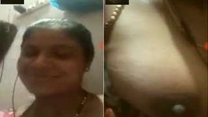 Sexy Bhabhi Showing Boobs Pussy To Lover On Video Call