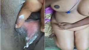 Desi Bhabhi Showing Her Boobs and Wet Pussy