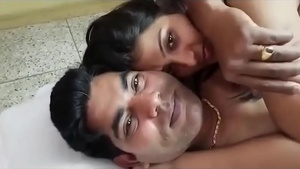 Hot desi bhabhi fucks guy hard
