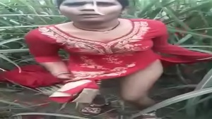 india bhabhi outdoors
