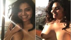 Sexy NRI Girl Showing Her Boobs