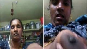 Telugu Bhabhi Showing her Boobs