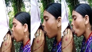Dehati Bhabhi blowjob outdoor sex MMS