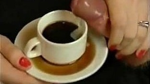 Creme de la Creme in coffee brush