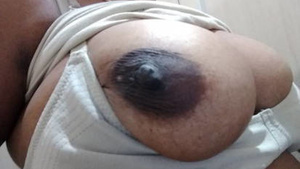 Desi sexy bhabhi privete sex in bedroom