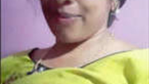 Mallu Auntie Showing Milk Breasts