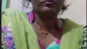 Bengali Bhabhi Photos and Video Call