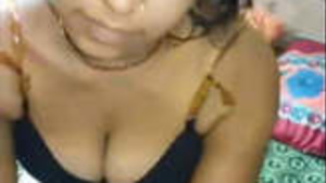 Sexy Sali Boobs Pressing