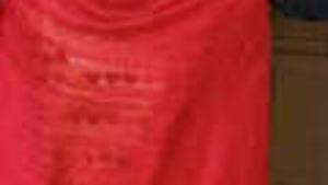 Beautiful Hot Paki Woman Showing