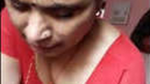 Desi Bhabhi having affair with lover handjob anal hard fucked