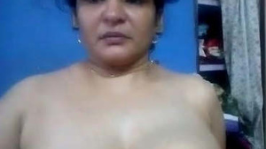 Very horny beautiful milk tanker bhabhi show, Nipples is just wow