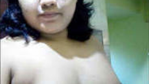 Desi Bonito Bhabhi De Kolkata Tomar Nude Selfies