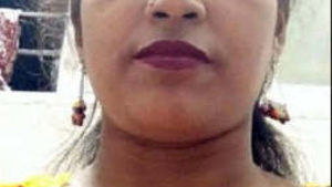 Desi Bhabhi showing breasts and pussy