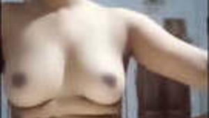 Beautiful nude girl MMS