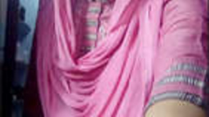 Horny hot desi bhabhi mms leacked