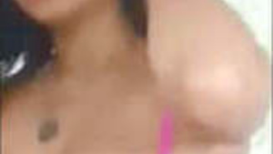 Horny Punjaban kissing balls giving blowjob to customer in car