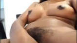 Horny Lankan Girl Masturbating