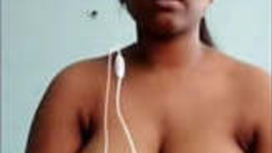 Sexy Desi Indian Girl Video Call