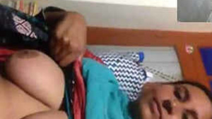 desi aunt tits and pussy live video show cal without sound