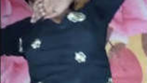 Desi couple caught having sex in the bedroom