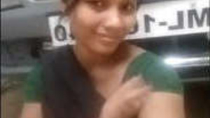 Indian Maid Record Her Fingering Selfie Video