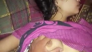 Bhojpuri Bhabhi talks and fucks