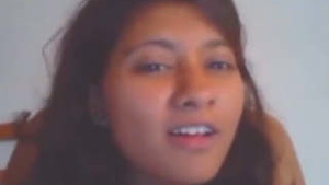 Beautiful Beautiful Lankan Gf make video for lover assists with conversation