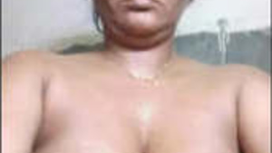 Bengali Bhabhi Photos and Video Call
