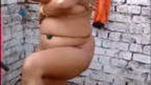 Indian Sexy Bhabhi Bath