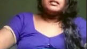 Horny Tamil Bhabhi Showing Her Breasts Pussy