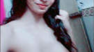 Desi single girl fingering her pussy