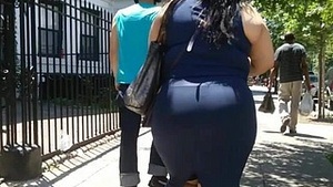 La Jumba! Big Surrounding Spanish Booty