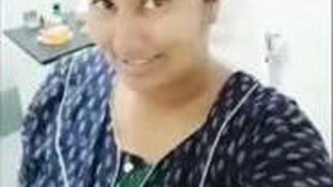 Swathi Naidu Novo Banho clips