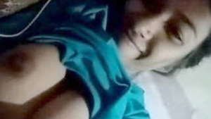 Tamil wife pussy recording by her husband