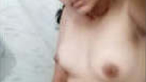 Beautiful Beautiful Girl Gets Horny Pussy fingering